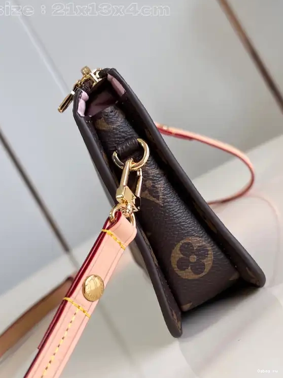 VUITTON Pouch-21.5*13*4.5CM LOUIS Lexington 0630